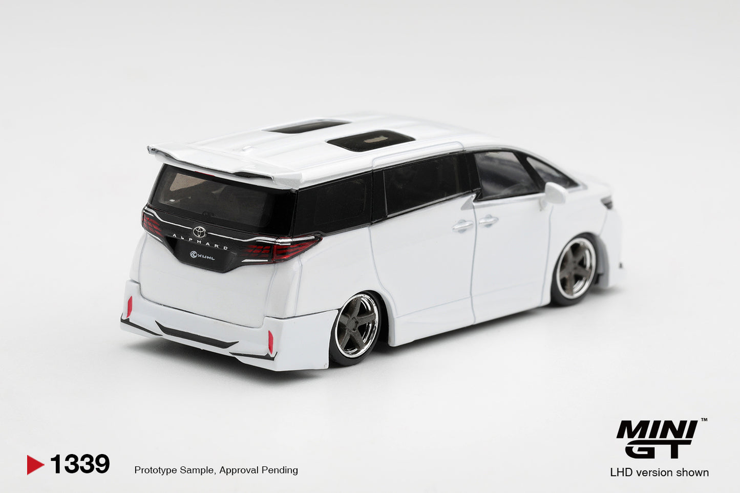Mini GT Toyota Alphard 40 KUHL in white.