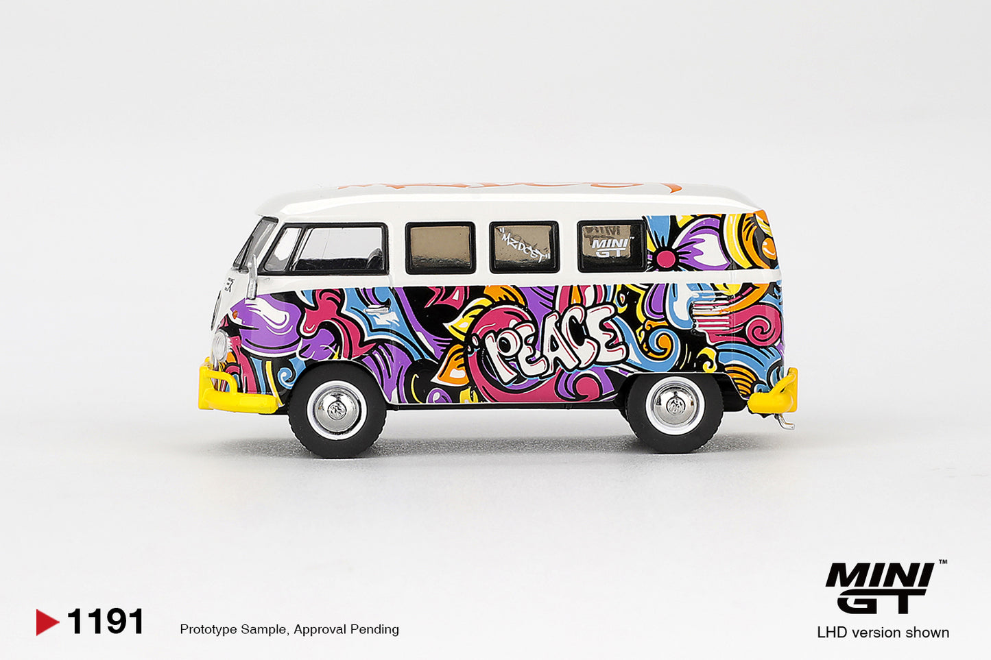 Mini GT Volkswagen T1 Micro Bus 1967 Mizu Design peace love graffiti diecast 1:64. Side