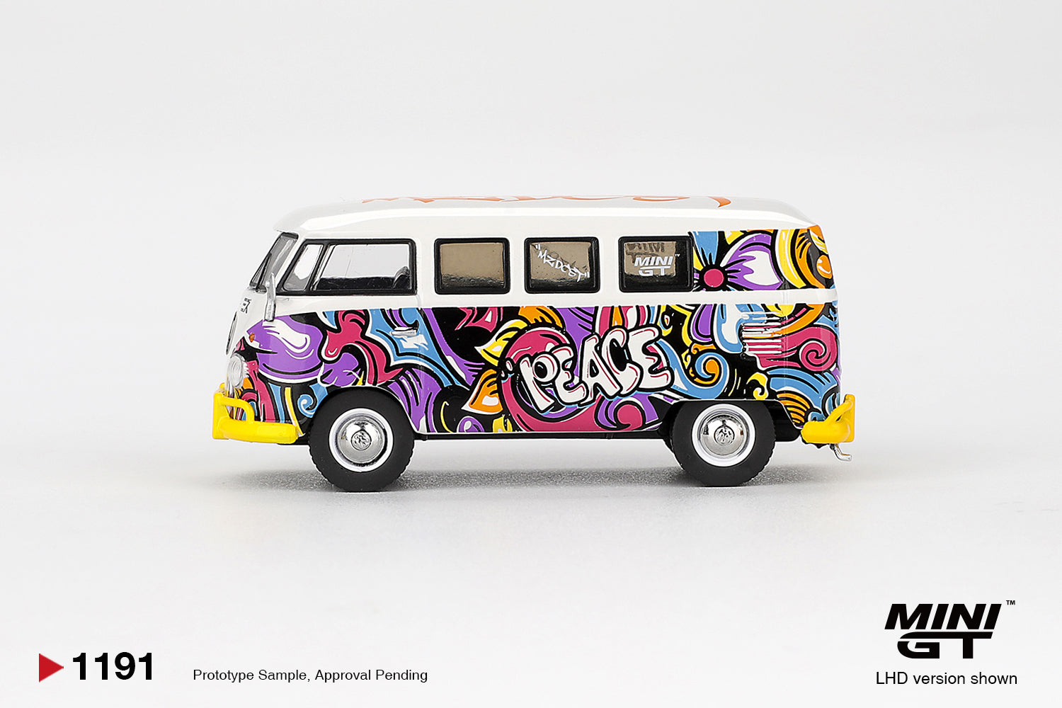 Mini GT Volkswagen T1 Micro Bus 1967 Mizu Design peace love graffiti diecast 1:64. Side
