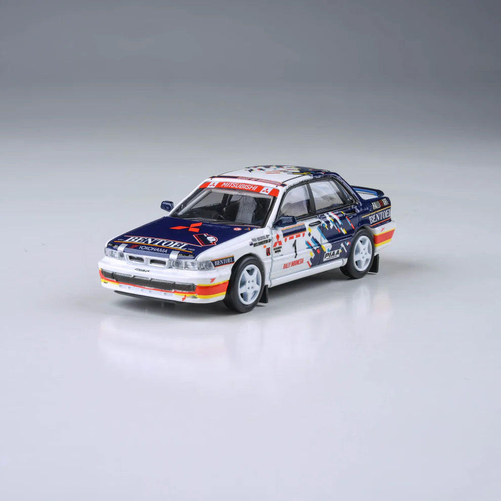 PARA64 1:64 Mitsubishi Galant VR-4 1993 Rally Indonesia #1 Ross Dunkerton rally diecast model. Front