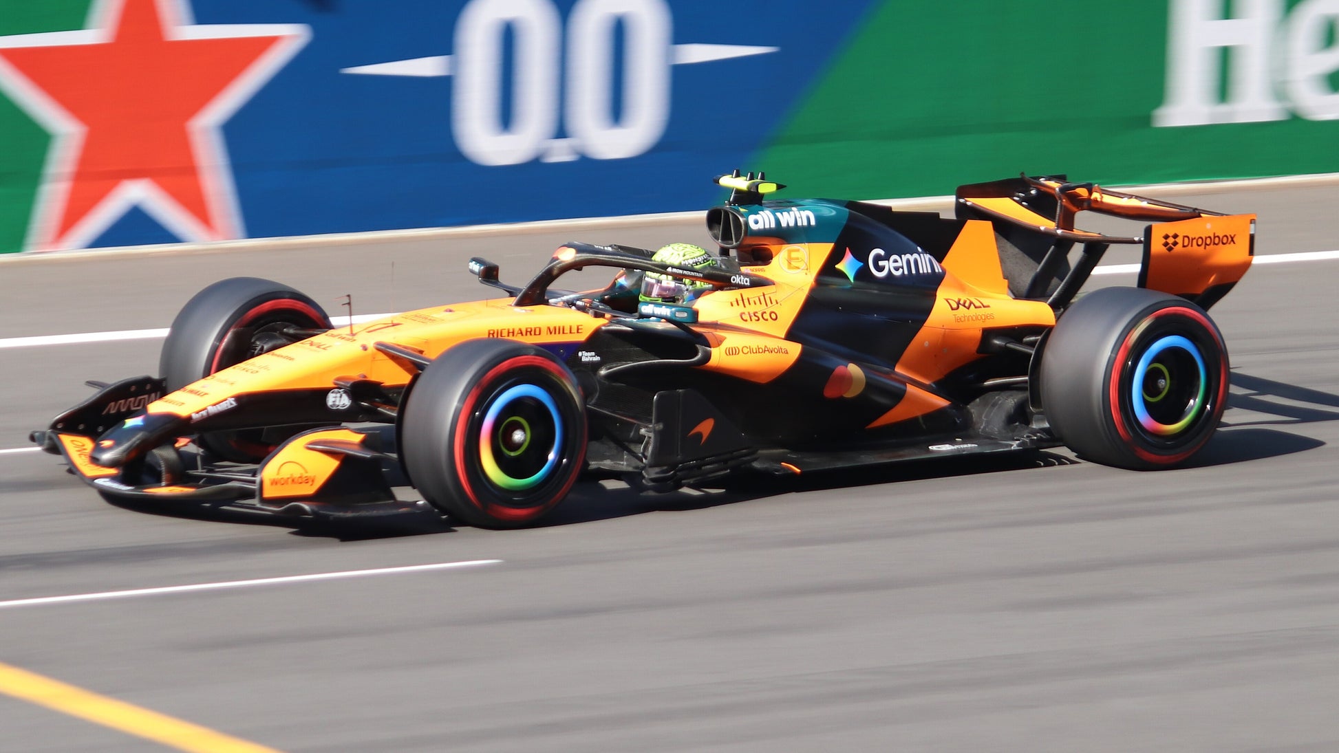 McLaren MCL40 2026 Australian GP real F1 car reference Lando Norris #1