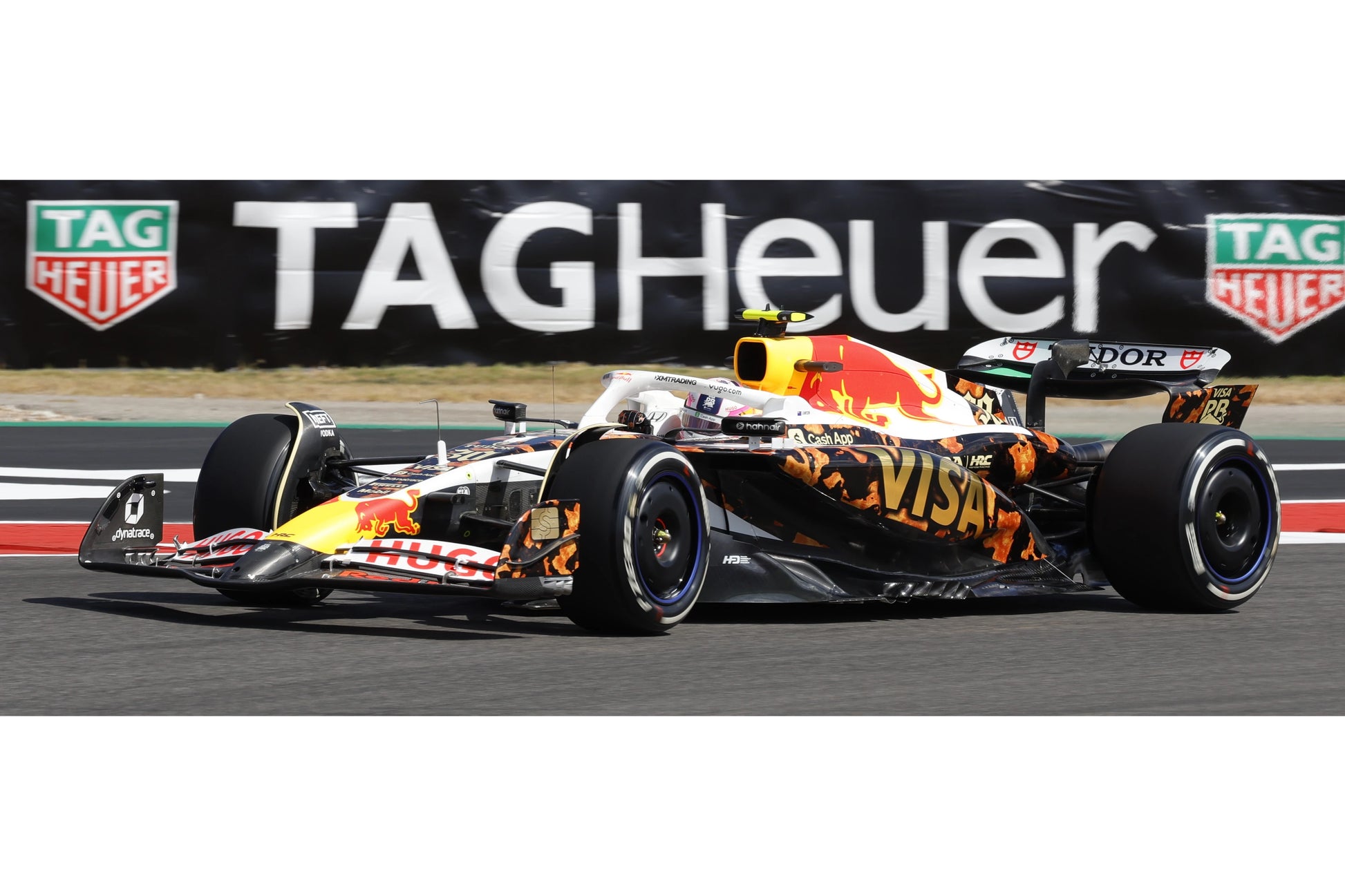 1:64 Sparky VCARB 02 #30 Liam Lawson US GP 2025 Racing Bulls Formula 1 die-cast model.