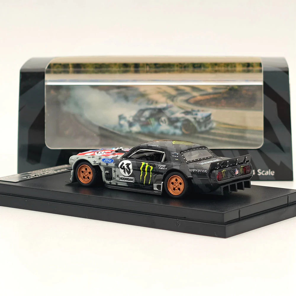 Street Weapon - Ford Mustang Hoonicorn RTR