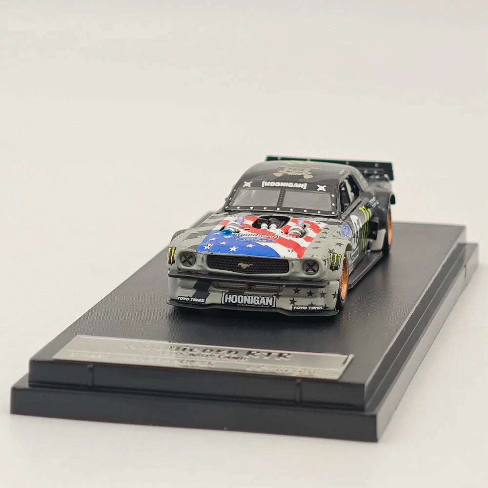 Street Weapon - Ford Mustang Hoonicorn RTR