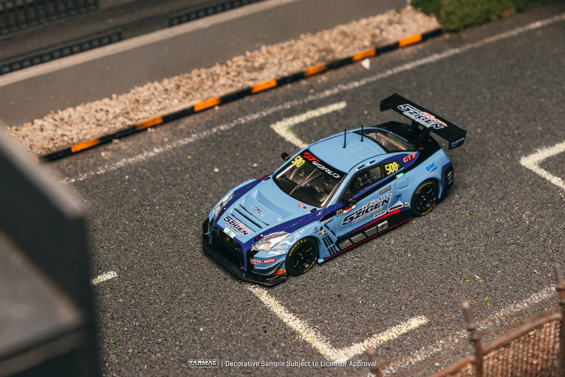 Tarmac Works Nissan GT-R R35 Nismo GT3 #500 Team 5Zigen Beijing Street Circuit winner. Top