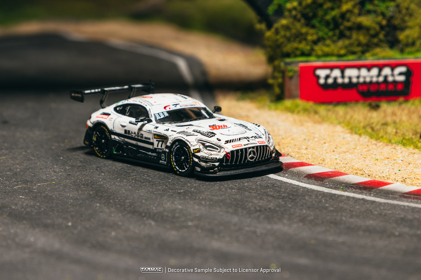 Tarmac Works Hobby64 Mercedes-AMG GT3 #77 Craft-Bamboo Racing Bathurst 12 Hour.