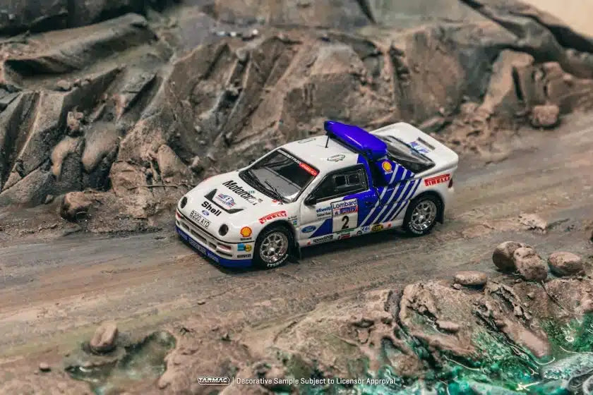 (Pre-Order) Tarmac Works - 1986 Ford RS200