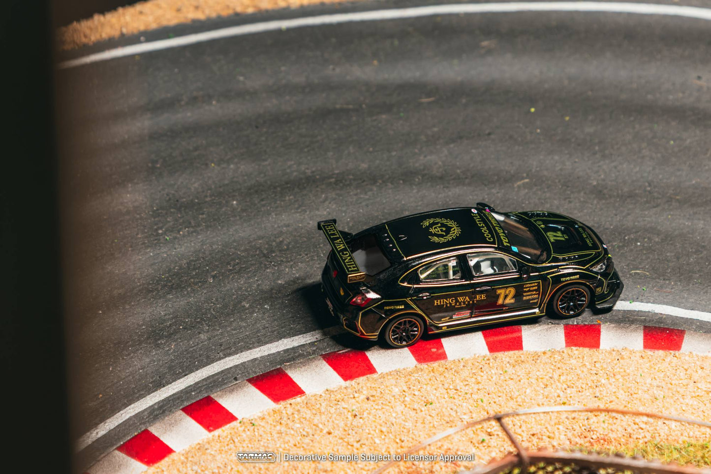 Tarmac Works 1:64 Honda Civic Type R FK8 2021 NASA endurance racing black diecast model. Side