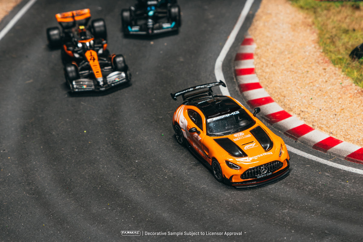 Tarmac Works Global64 2025 Mercedes-AMG GT Black Series Formula 1 Safety Car British Grand Prix in 1:64 scale