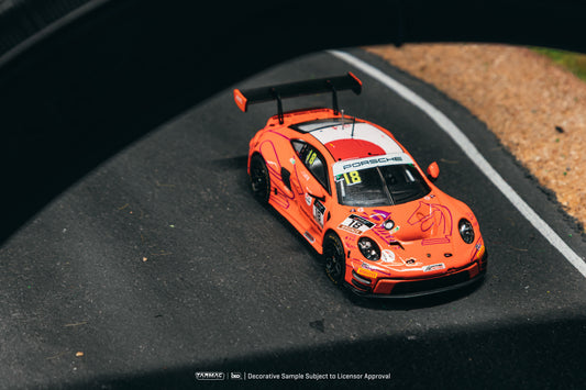 Tarmac Works 2025 Porsche 911 992 GT3 #18 Hiroaki Nagai Suzuka 1000km, a 1:64 Hobby64 model.