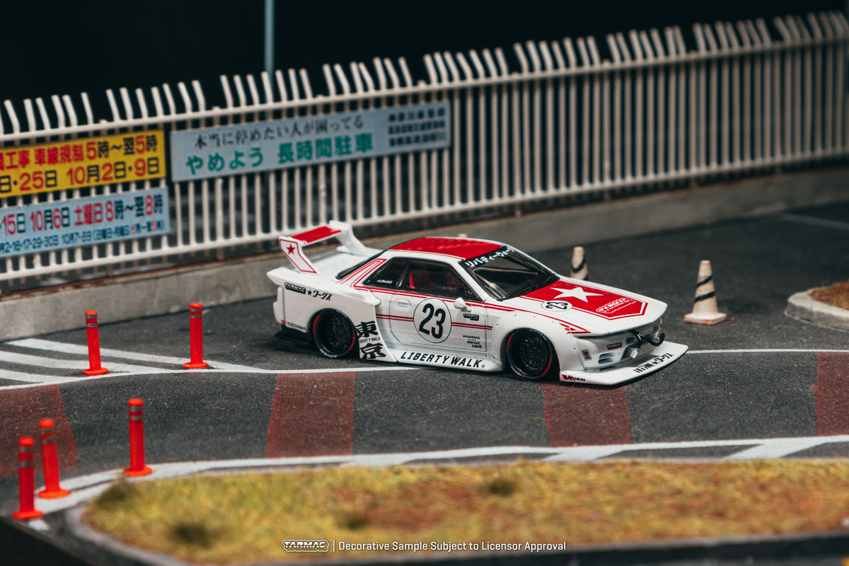 Tarmac Works 2026 Nissan Skyline R32 LB-Kaido Works Tarmac in white and red, a 1:64 Hobby64 model.