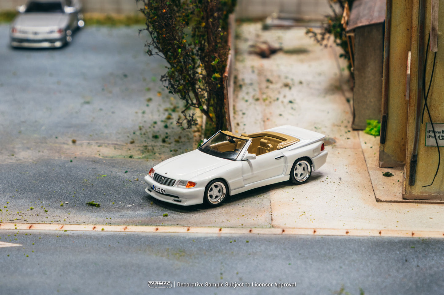 (Pre-Order) Tarmac Works - Mercedes-Benz SL 500 Koenig Specials White