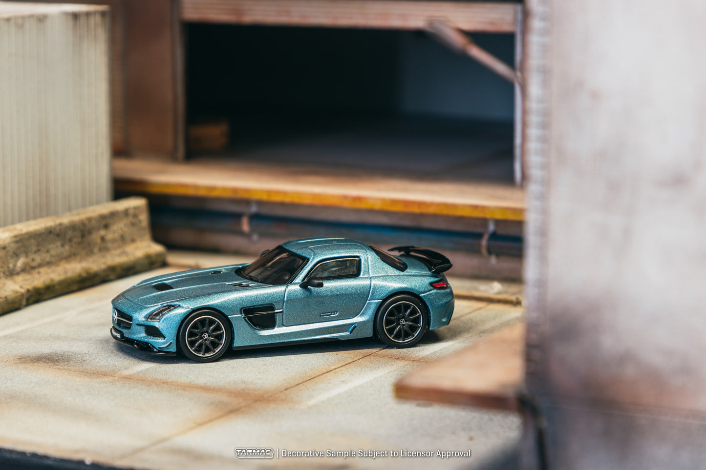 (Pre-Order) Tarmac Works - Mercedes-Benz SLS AMG Coupé Black Series, Matte Blue