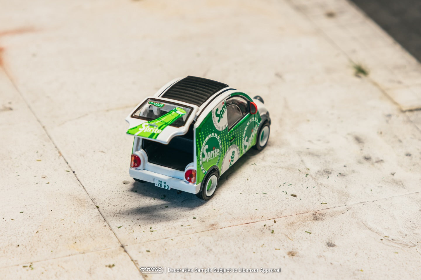 Tarmac Works Nissan S-Cargo Sprite livery green display base acrylic cover diecast 1:64. Back