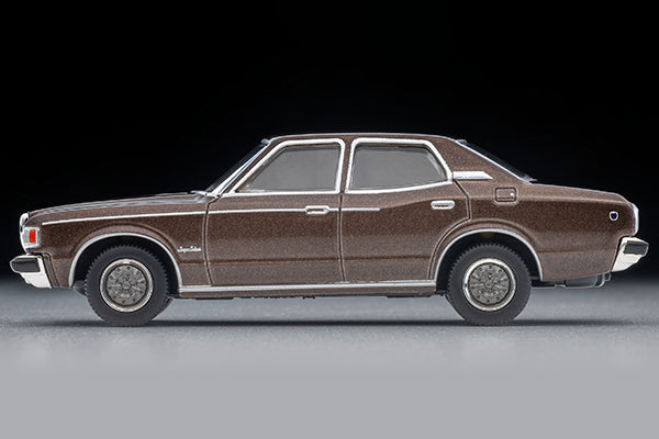 Tomica Limited Vintage NEO 1978 Toyota Crown 2000 Super Saloon Extra in brown, 1:64 scale