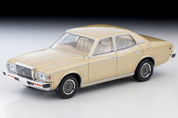 Tomica Limited Vintage NEO 1978 Toyota Crown 2000 Super Saloon Extra in gold, 1:64 scale