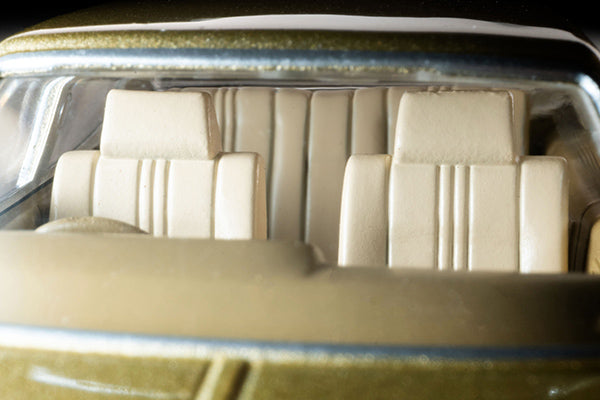 Tomica Limited Vintage NEO 1978 Toyota Crown 2000 Super Saloon Extra in gold, 1:64 scale