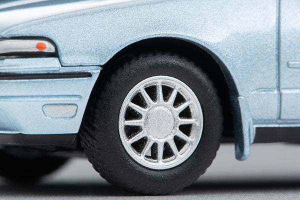 Tomica Limited Vintage 1:64 Nissan Cefiro A31 1988 Sport Cruising bluish silver sedan diecast model