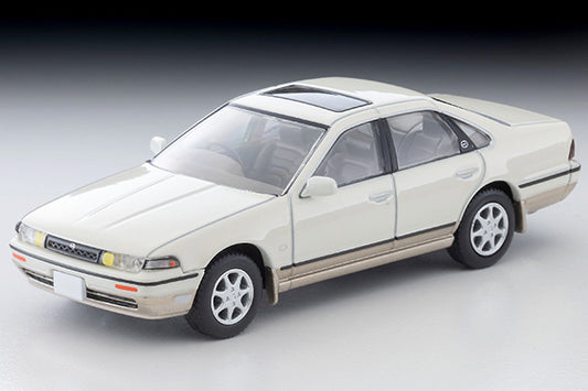 Tomica Limited Vintage 1991 Nissan Cefiro Town Ride SV white beige 1:64