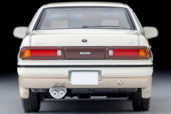 Tomica Limited Vintage 1991 Nissan Cefiro Town Ride SV white beige 1:64
