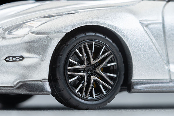 Tomica Limited Vintage 2025 Nissan GT-R Premium Edition silver 1:64 diecast