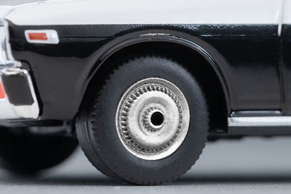 Tomica Limited Vintage Nissan Cedric 2000DX 331 police car from Daitokai PART III with square red emergency light.