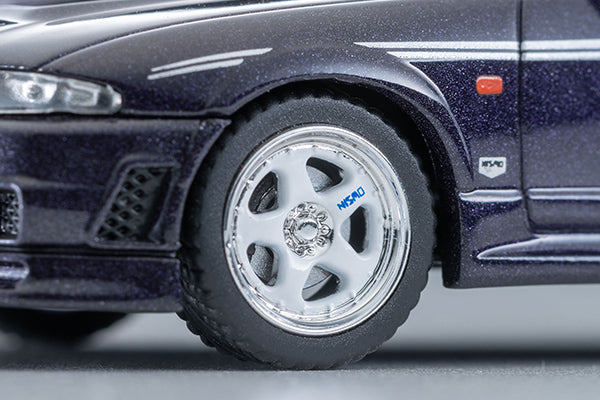 Tomica Limited Vintage Nissan Nismo 400R purple 1:64 diecast